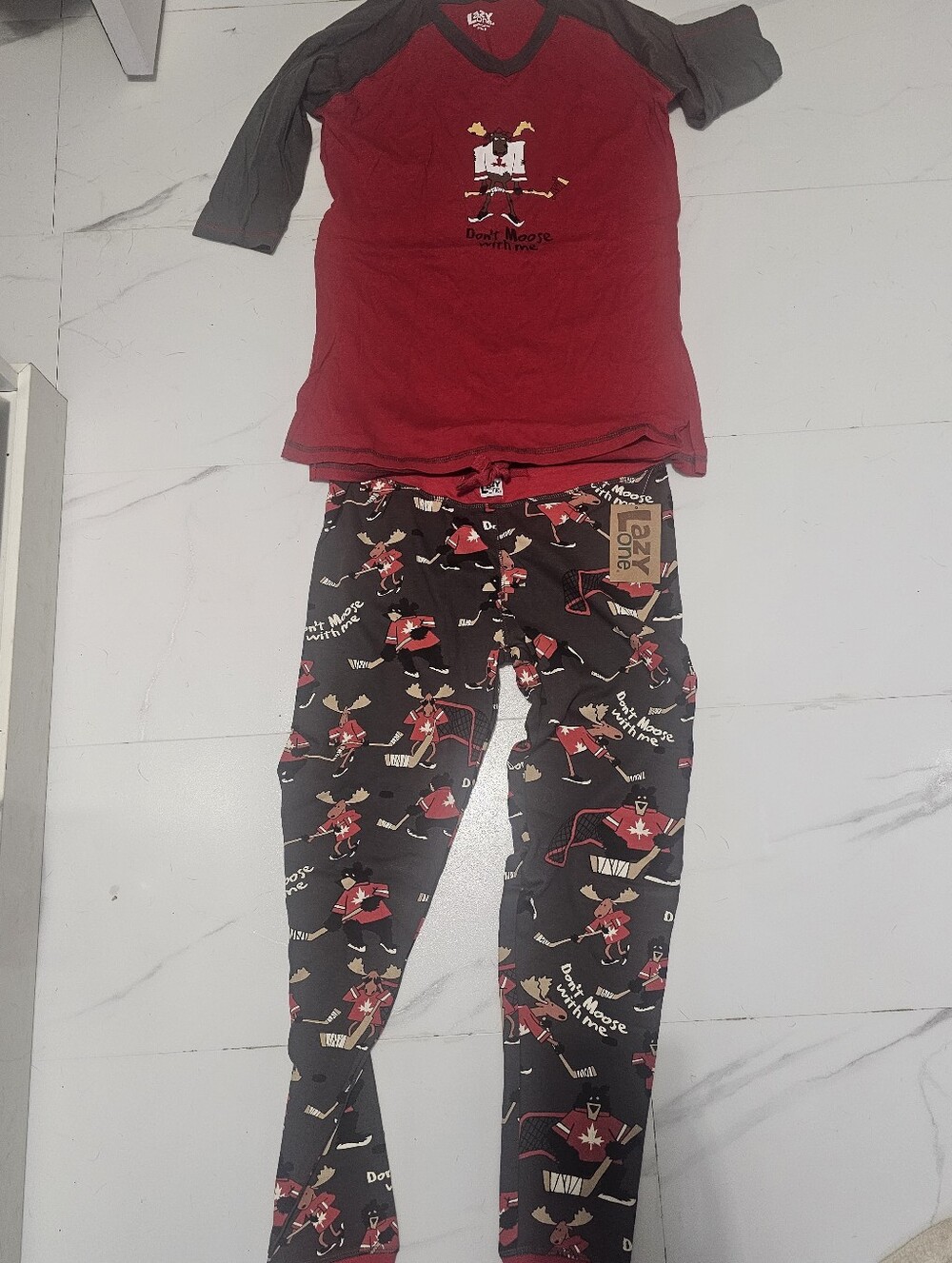 Ladies Size SMALL Lazy One "Don't Moose With Me" Pajama Set